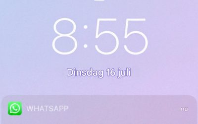 Om 20:55 uur verscheen er een melding op de telefoon van mijn man: ‘Je dochter mist je’ – Wij hebben geen dochter.