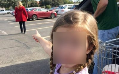Mijn man werd boos toen onze dochter zei: ‘Mama, de vrouw in de rode auto betaalt papa om te huilen’.