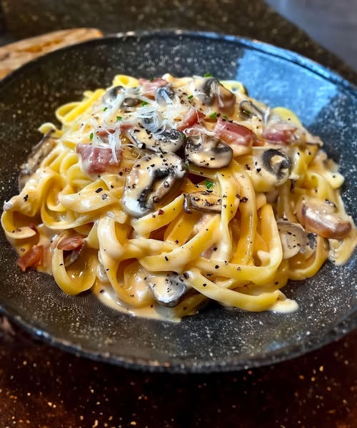 Tagliatelle Carbonara met champignons
